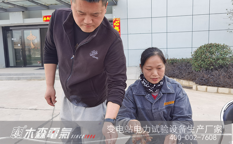 食不可擋，女神約會鳳凰園
