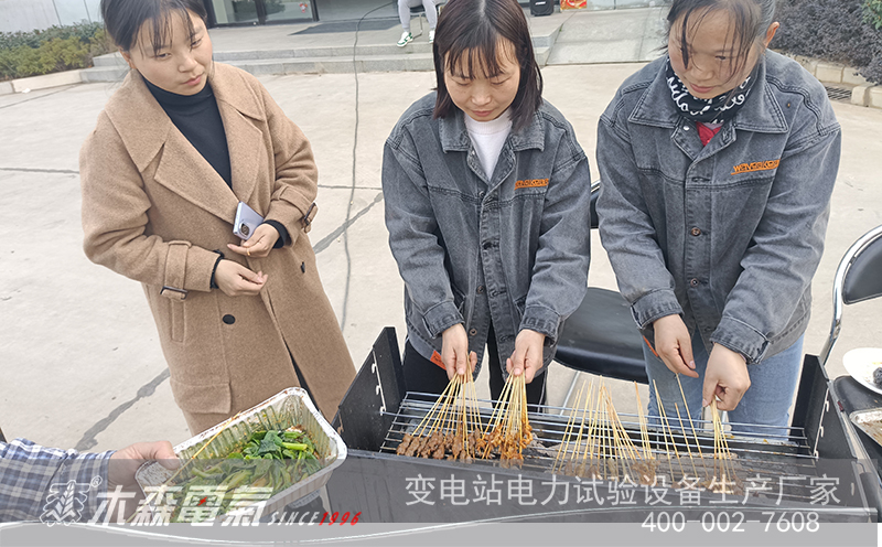 燃情三月，食不可擋，女神約會鳳凰園